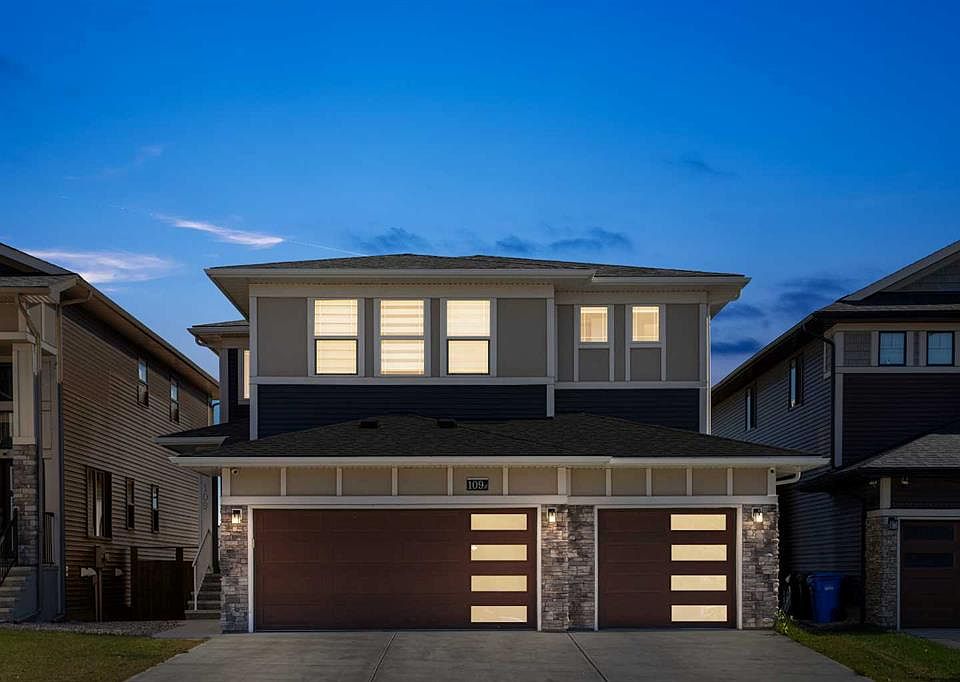 1st image of 109 W Homestead Cres NE