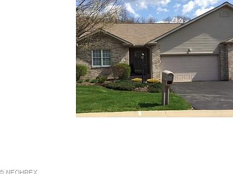 1st image of 118 Claybrook Dr