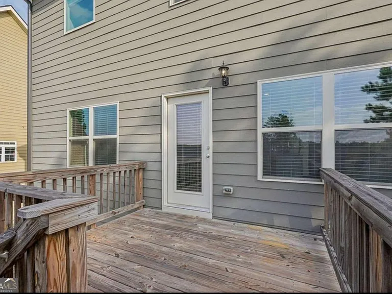 545 S Fortune Way — Photo 13