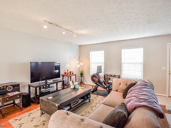 4th image of 2780 Tinkers Ln
