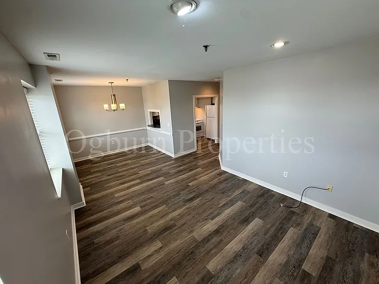 315 N Spruce St #507 — Photo 4