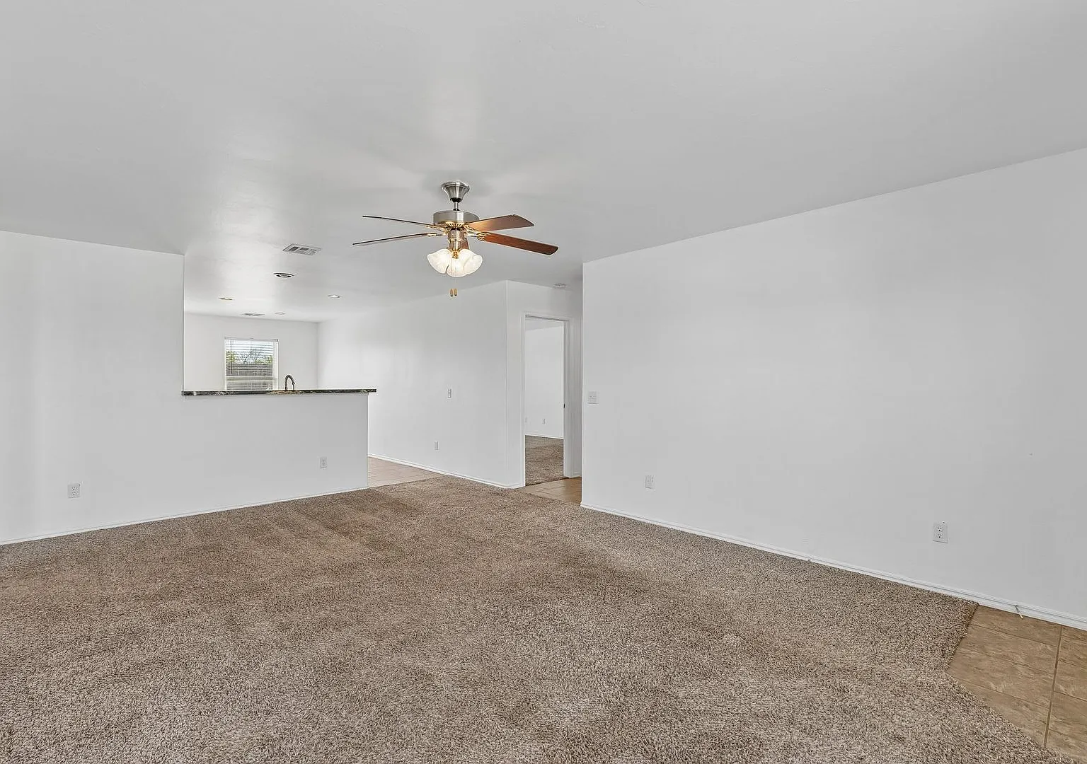 11820 NW 130th St — Photo 3