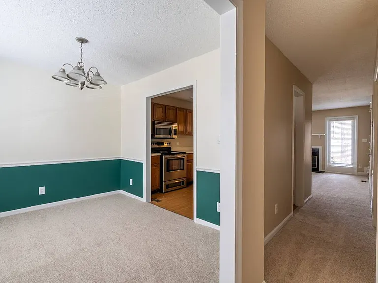 5419 Sharpe Dr — Photo 6