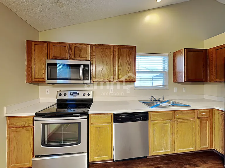 3572 Wesson Dr — Photo 6