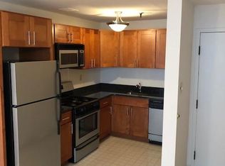 428 S 13th St #505, Philadelphia, PA 19147