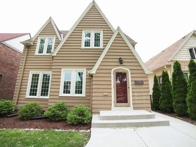 4620 N Bartlett Ave, Whitefish Bay, WI, 53211