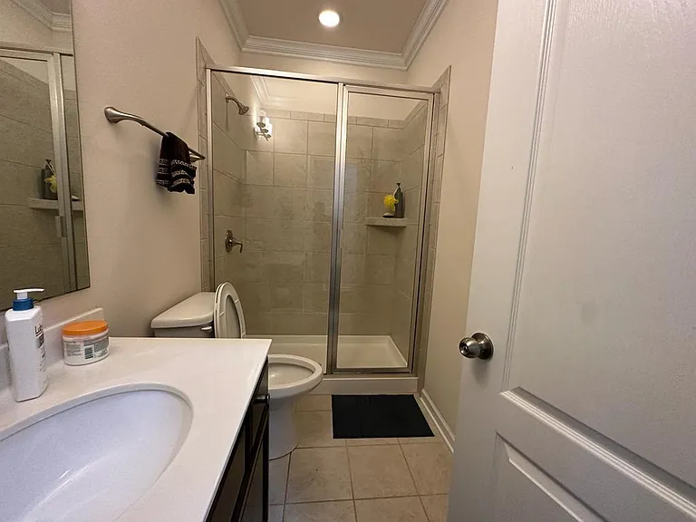 404 Hawks Creek Pkwy — Photo 22