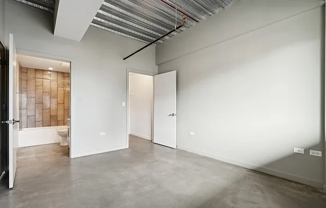 1 bed, 1100 sqft, $2,995 — Photo 3