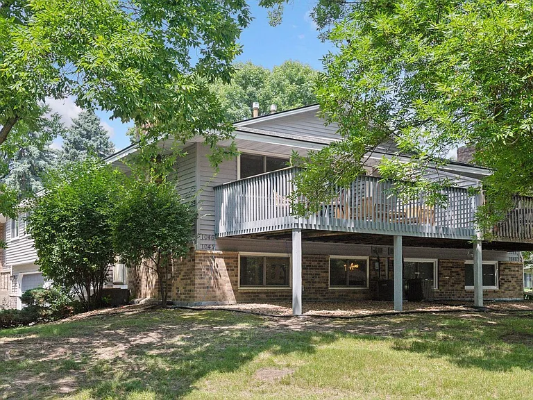 1042 Pontiac Ln #1042 — Photo 13