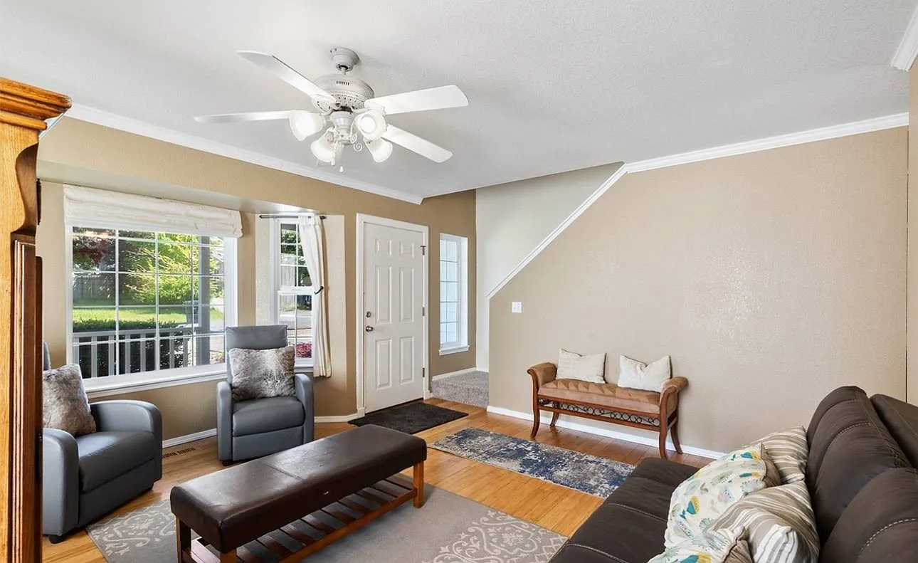 4831 Beverly Drive Northeast - 1 — Photo 2