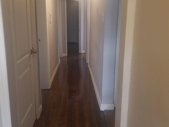 4th image of 7155 S East End Ave #2