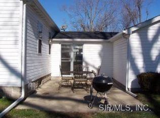 254 W Maple Dr, Chicago Heights, IL 60411