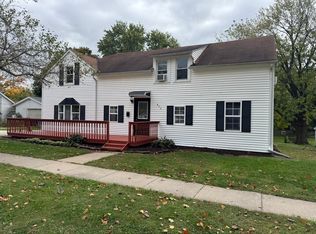 317 W South St, Cambridge, IL 61238
