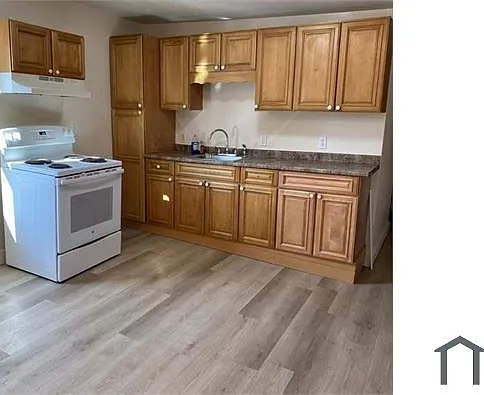 3 bed, $1,850 — Photo 3