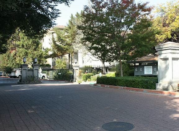 5th image of 1901 Miraplaza Ct APT 6