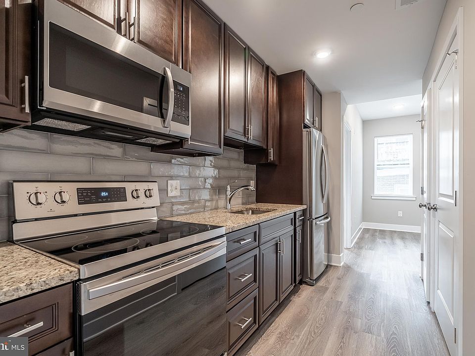 1st image of 421 N 39th St #B