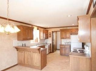 19911 S Stockman Rd, Belton, MO 64012