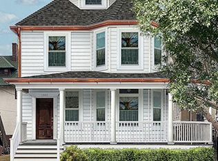 1943 Sherman Ave, Evanston, IL 60201