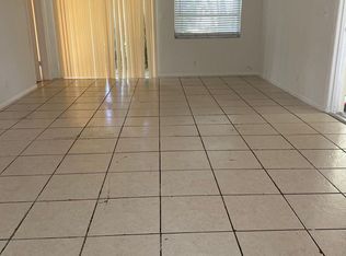 8600 NW 40th St APT 1, Coral Springs, FL 33065