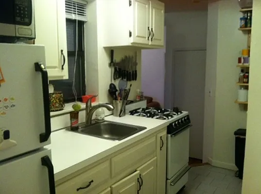 Rented by Citi Habitats | media 15