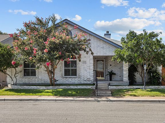 2nd image of 6119 CRESCENT FLS