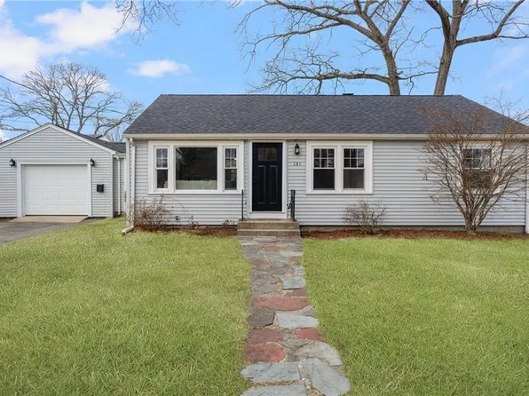 131 Brendard Ave, Warwick, RI 02889