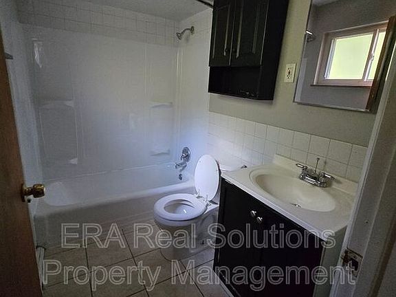 5th image of 4260 Delridge Dr APT 3