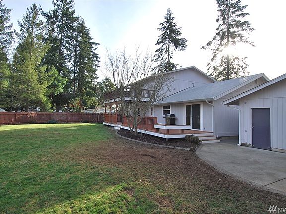 Large fenced back yard. 