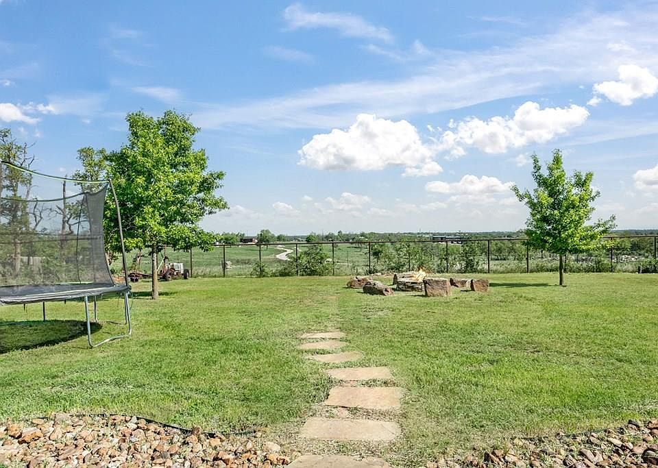 1st image of 90 Quail Run