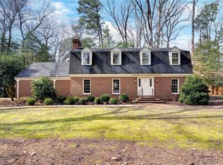 299 E Queens Dr, Williamsburg, VA 23185