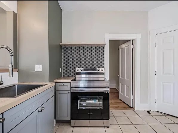 58 South St, Bath, ME 04530