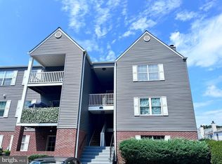 202 Grosvenor Ln APT 203, Stafford, VA 22556