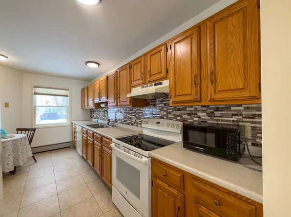 16 Clover Drive #2B, Essex Junction, VT 05452