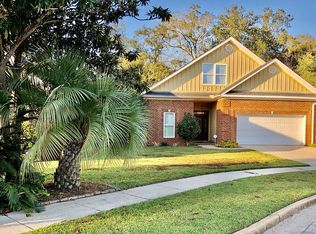 6334 Hillcrest Trace Dr, Mobile, AL 36609