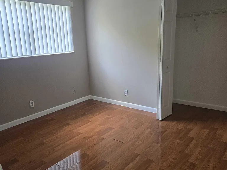 4451 Treehouse Ln #18E — Photo 13