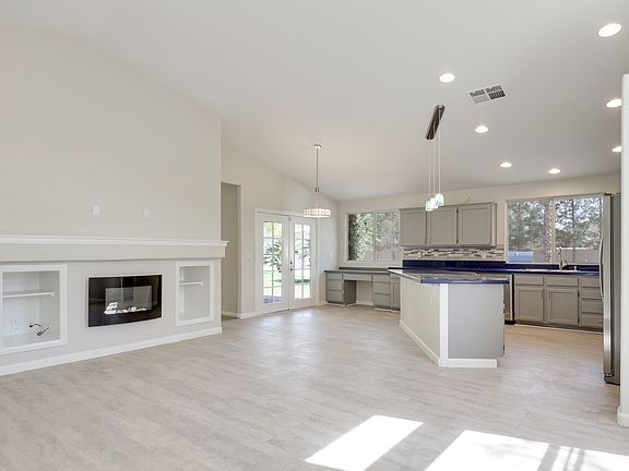 5th image of 7401 Wittig Ave