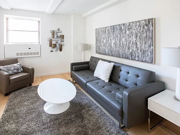 2nd image of 150 W 51st St APT 1810