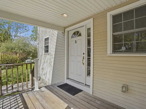 30 Rice Ln Unit 5, Worcester, MA 01604