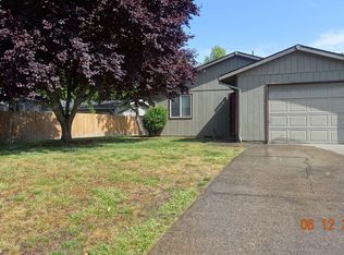 2175 NE Lilac Ct, Hillsboro, OR