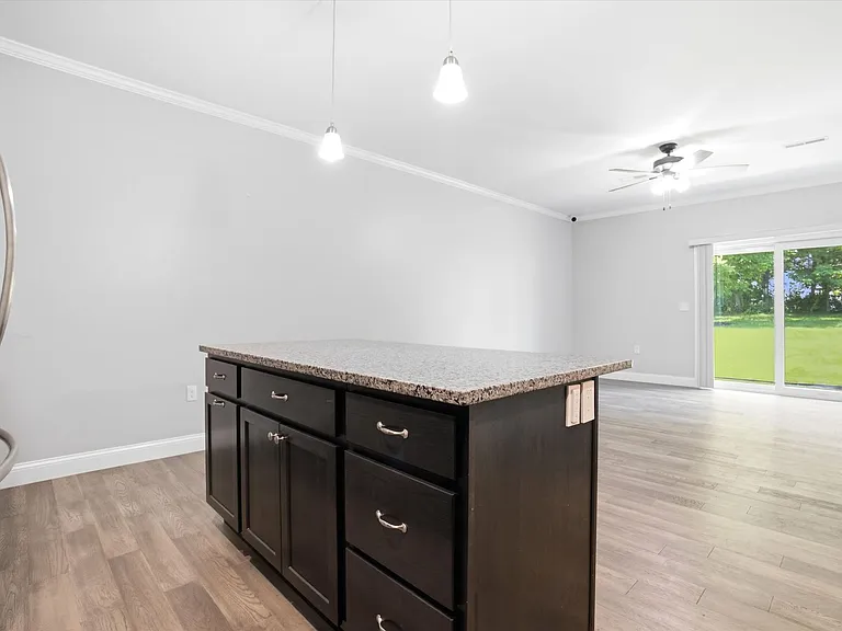 34 Callaway Dr #4 — Photo 21