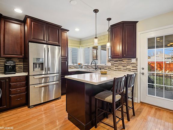 5th image of 5154 N Keeler Ave
