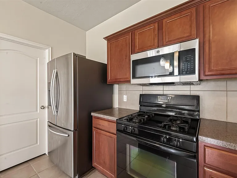 18518 Bare Meadow Ln — Photo 18