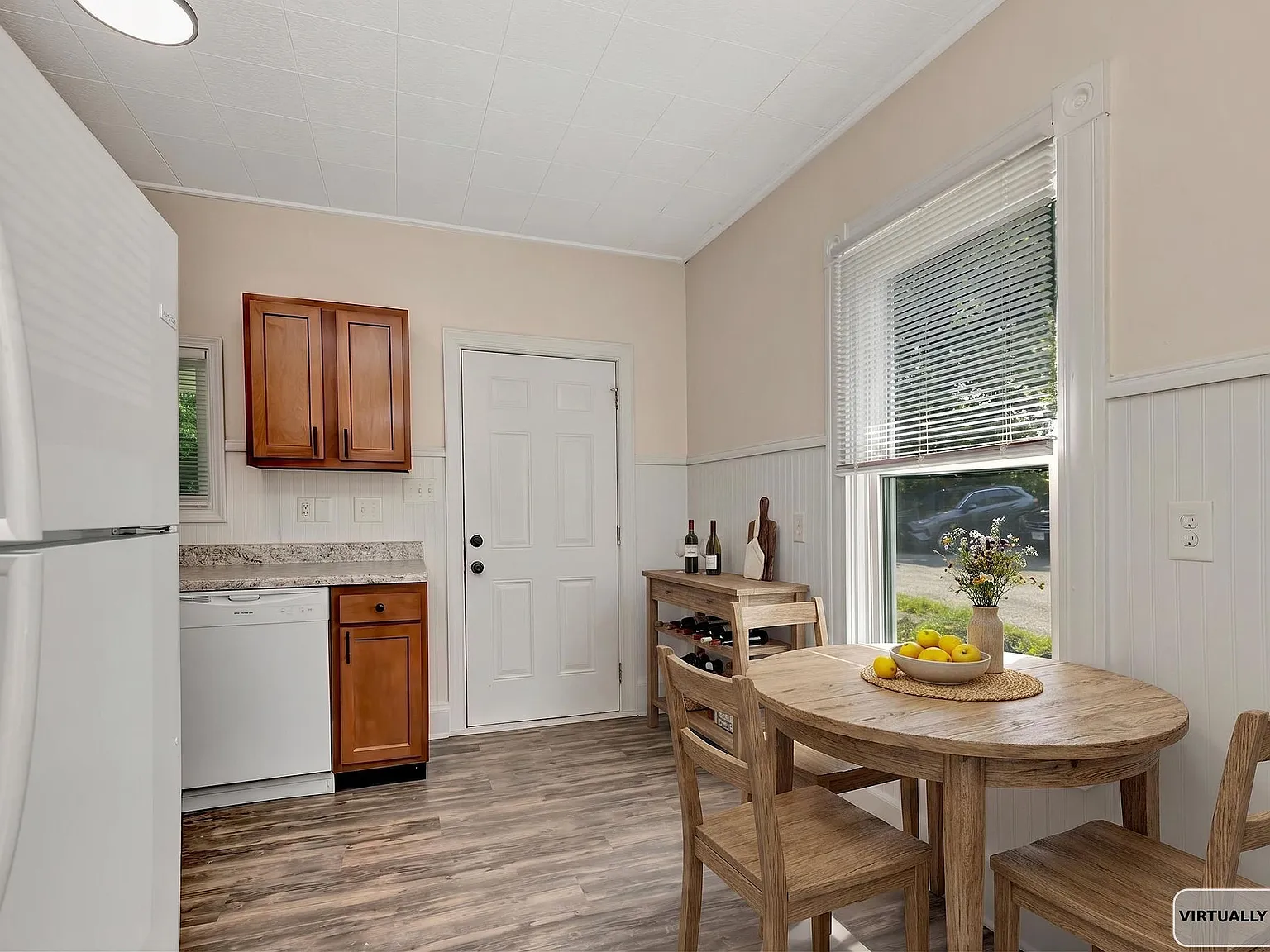 3 bed, 1266 sqft, $1,850 — Photo 4