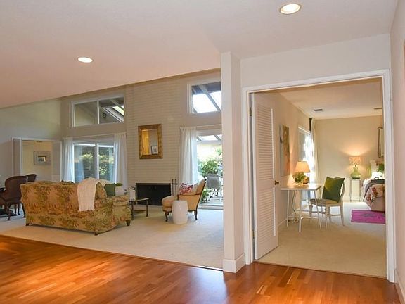4th image of 2305 American River Dr