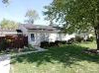 8I Fernwood Dr, Bolingbrook, IL 60440