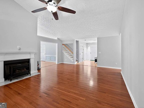 4th image of 2360 Taylor Pointe Way