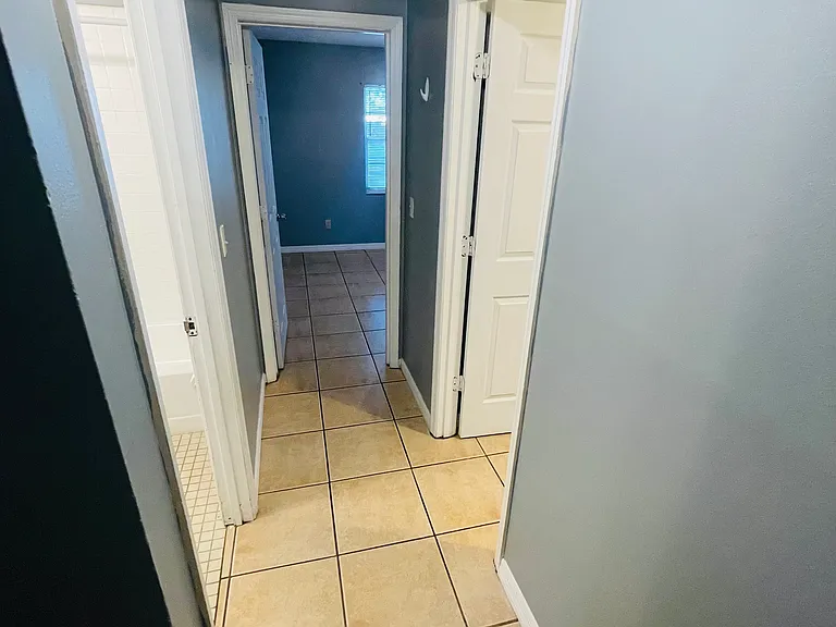 621 California Ave — Photo 4