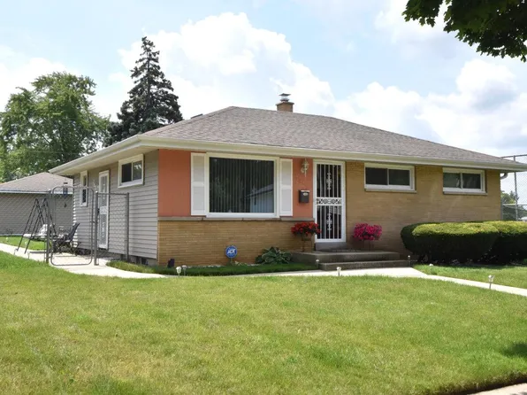 7809 West Green Tree ROAD, Milwaukee, WI 53223