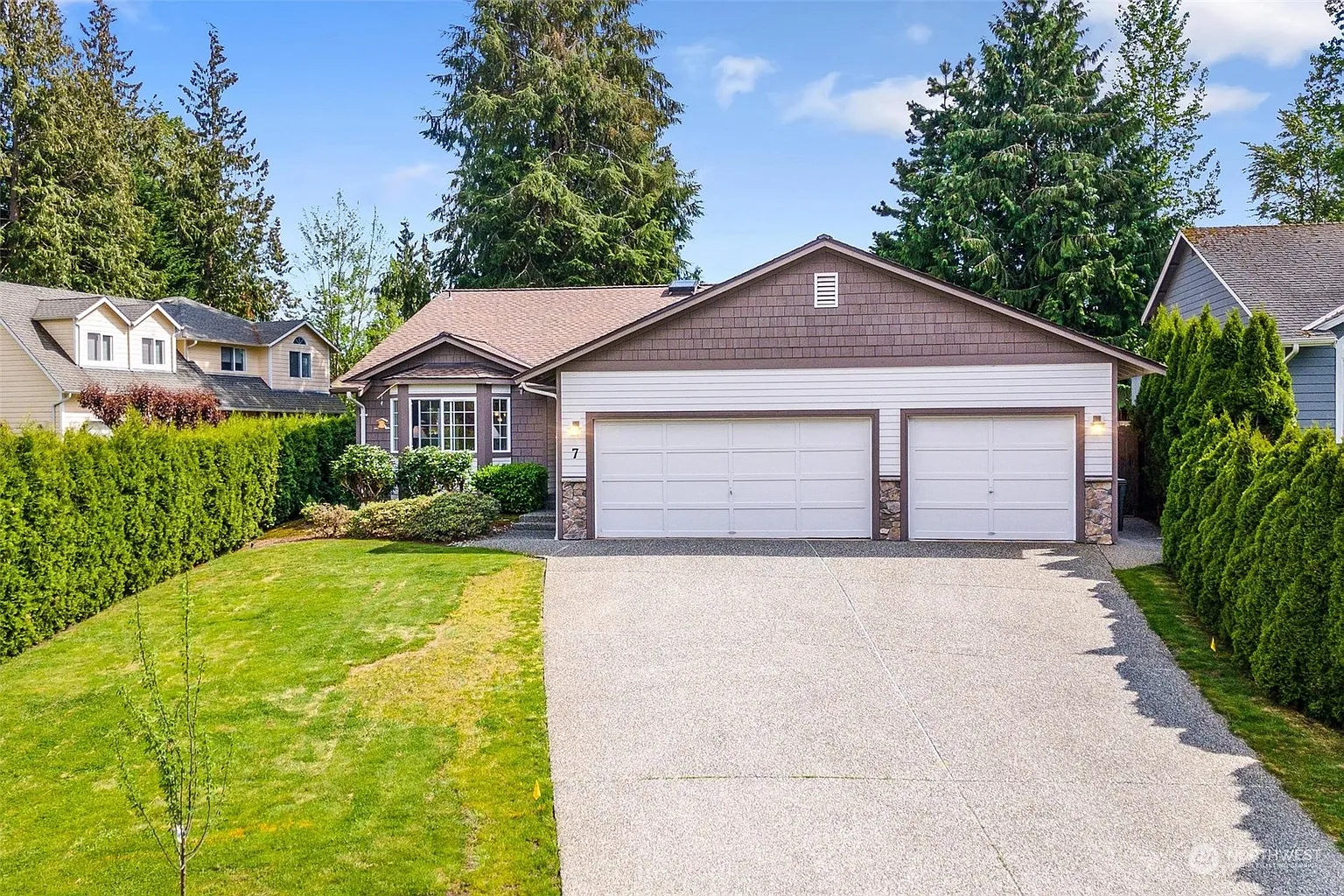 7 118th Drive NE photo 1