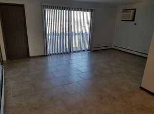 104 Luella Ave APT 3, Calumet City, IL 60409